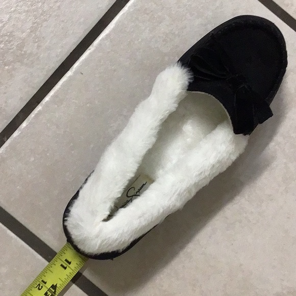 BLACK & WHT FUR INDOOR/OUT SLIPPERS S 6/7 - Picture 8 of 9